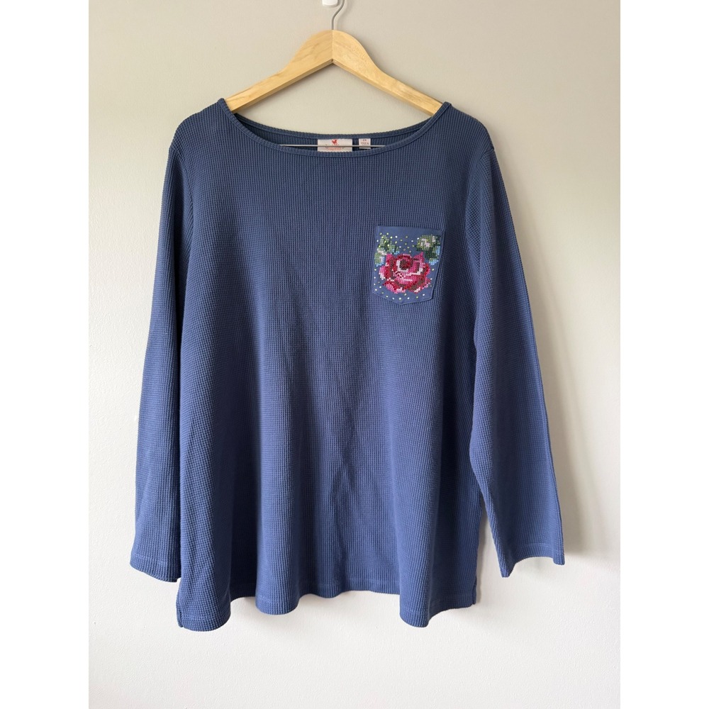 Quacker Factory Blue Waffle Knit Top Rose Embroidered Pocket Rhinestones 2X